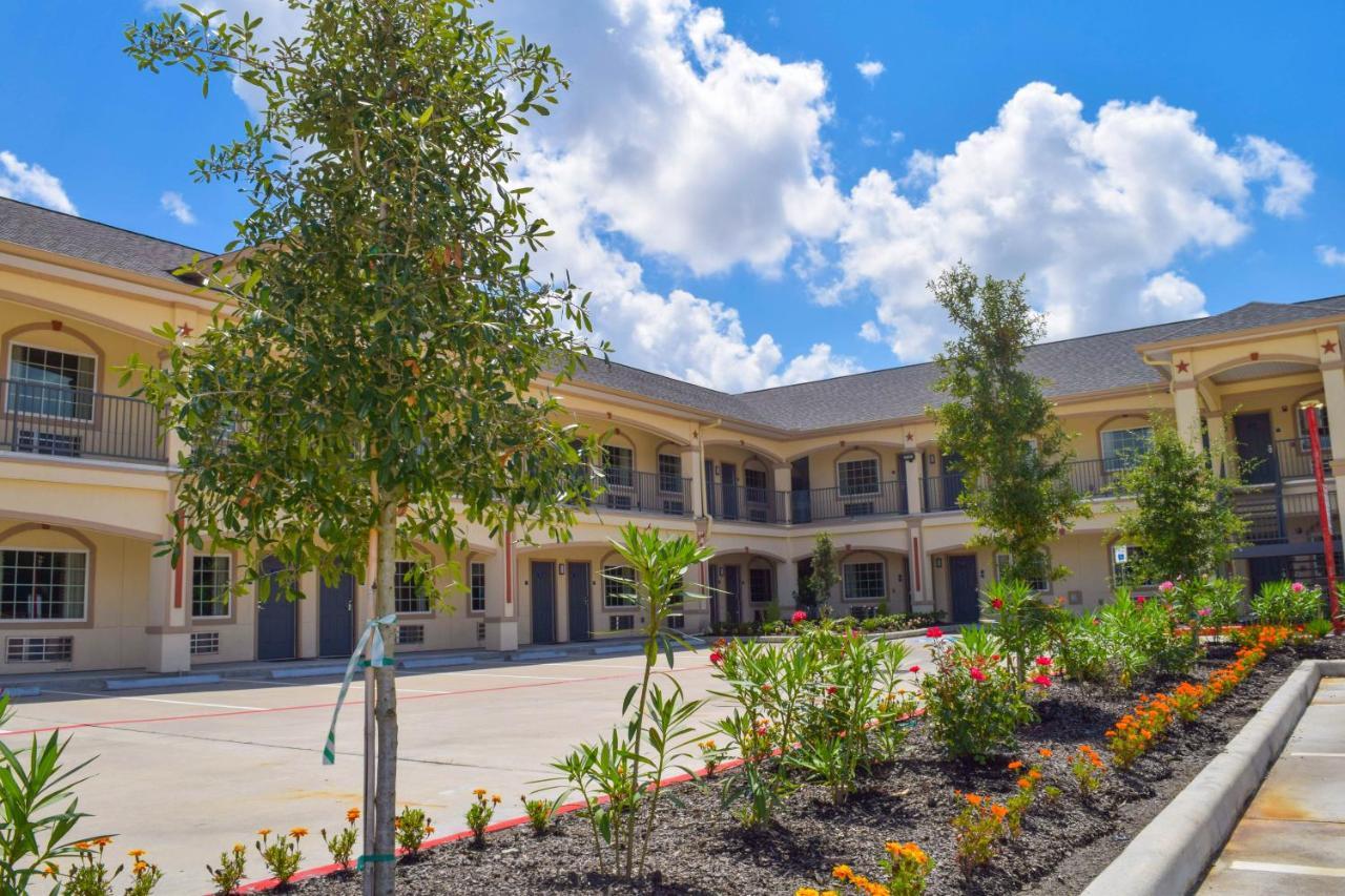 6 Houston, Tx - Willowbrook Mall Otel 3*